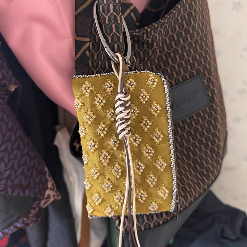 Mini Accessory Charm Bags For  - đánh giá và giá Luxury Bags Of 2026