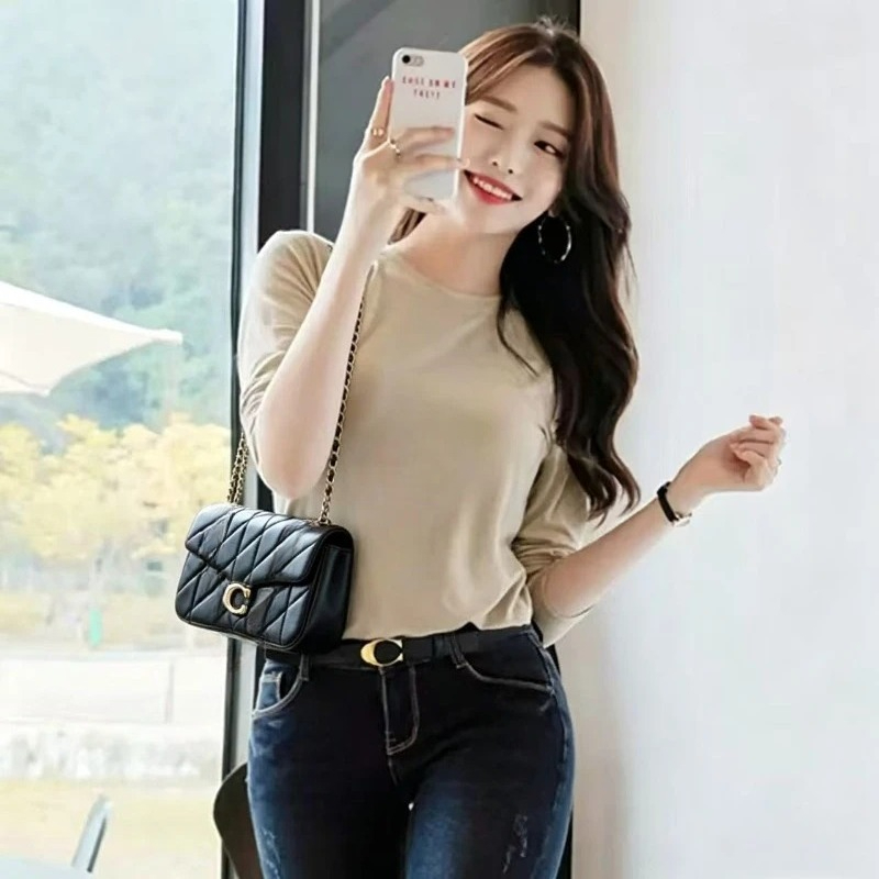 Luxury Women's Crossbody Bag P - đánh giá và giá Key Holder Leather Pouch