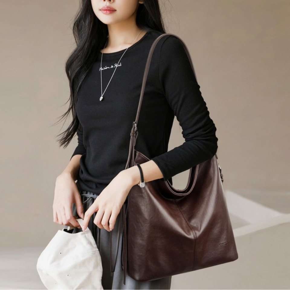 Limited Edition Hobo Tote Bags - đánh giá và giá Luxury Bags Limited Edition